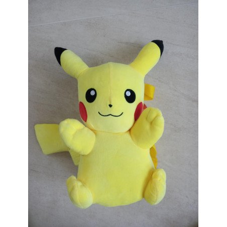 Peluche Pokemon PIKACHU' a zainetto