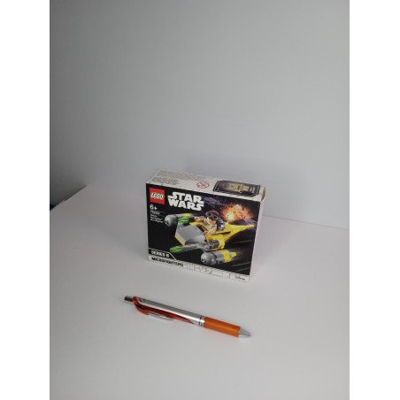 LEGO Star Wars - Naboo Starfighter.